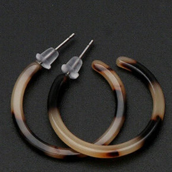 NWOT Tortoise Shell Leopard Hoop Earrings - Picture 5 of 9